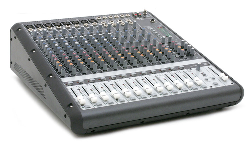 CONSOLE ANALOGIQUE MACKIE ONYX-1620